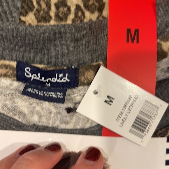 (NWT) Splendid Gray Cheetah leopard Print Ladies' 2-piece Pajama Set, Medium - Picture 3 of 10